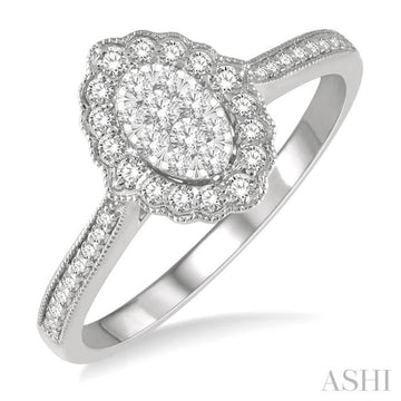 1/3 Ctw Oval Lattice Lovebright Round Cut Diamond Ladies Ring in 14K White Gold